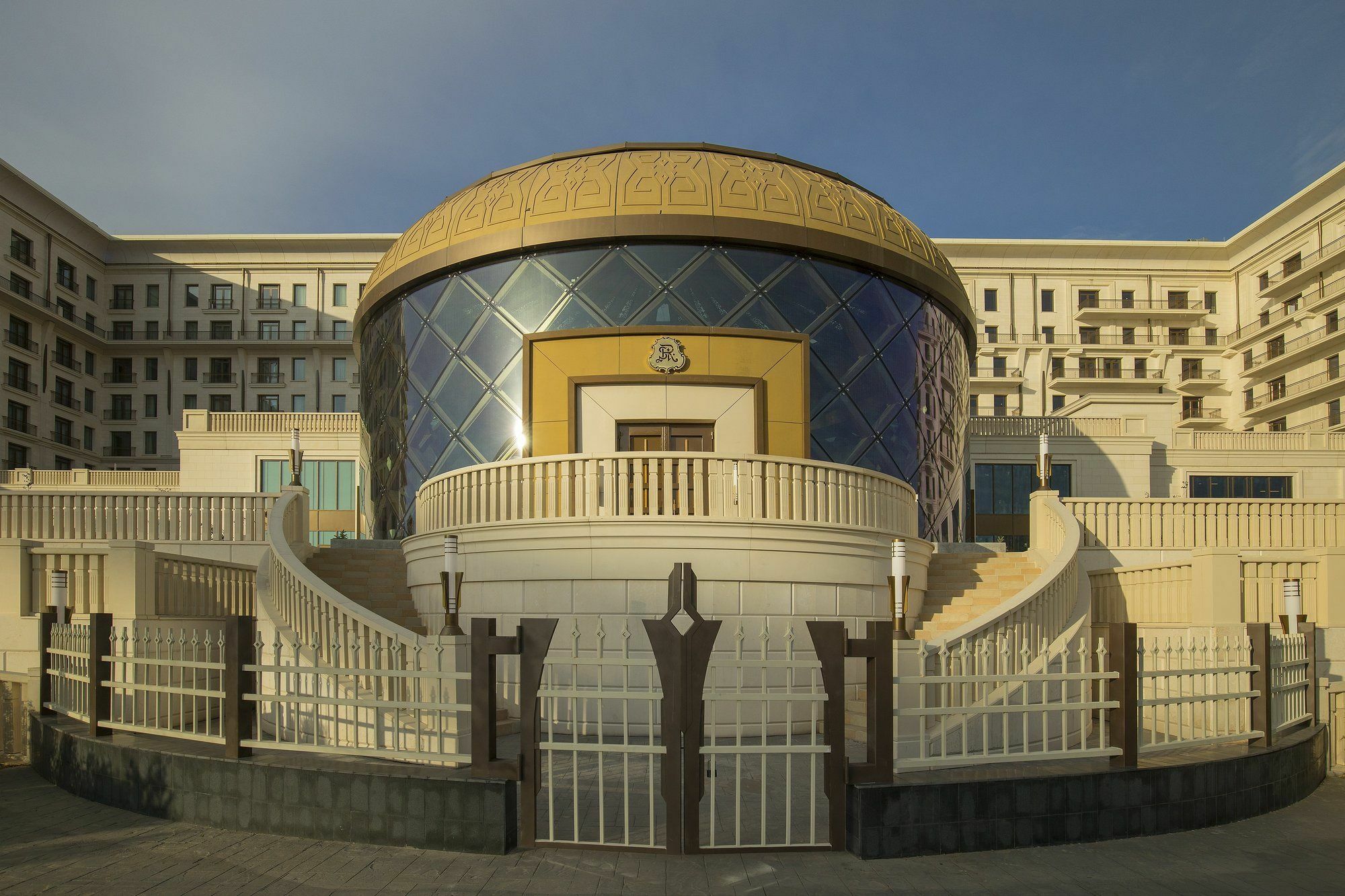 Hotel The St. Regis Astana Exteriér fotografie The main entrance of the hotel