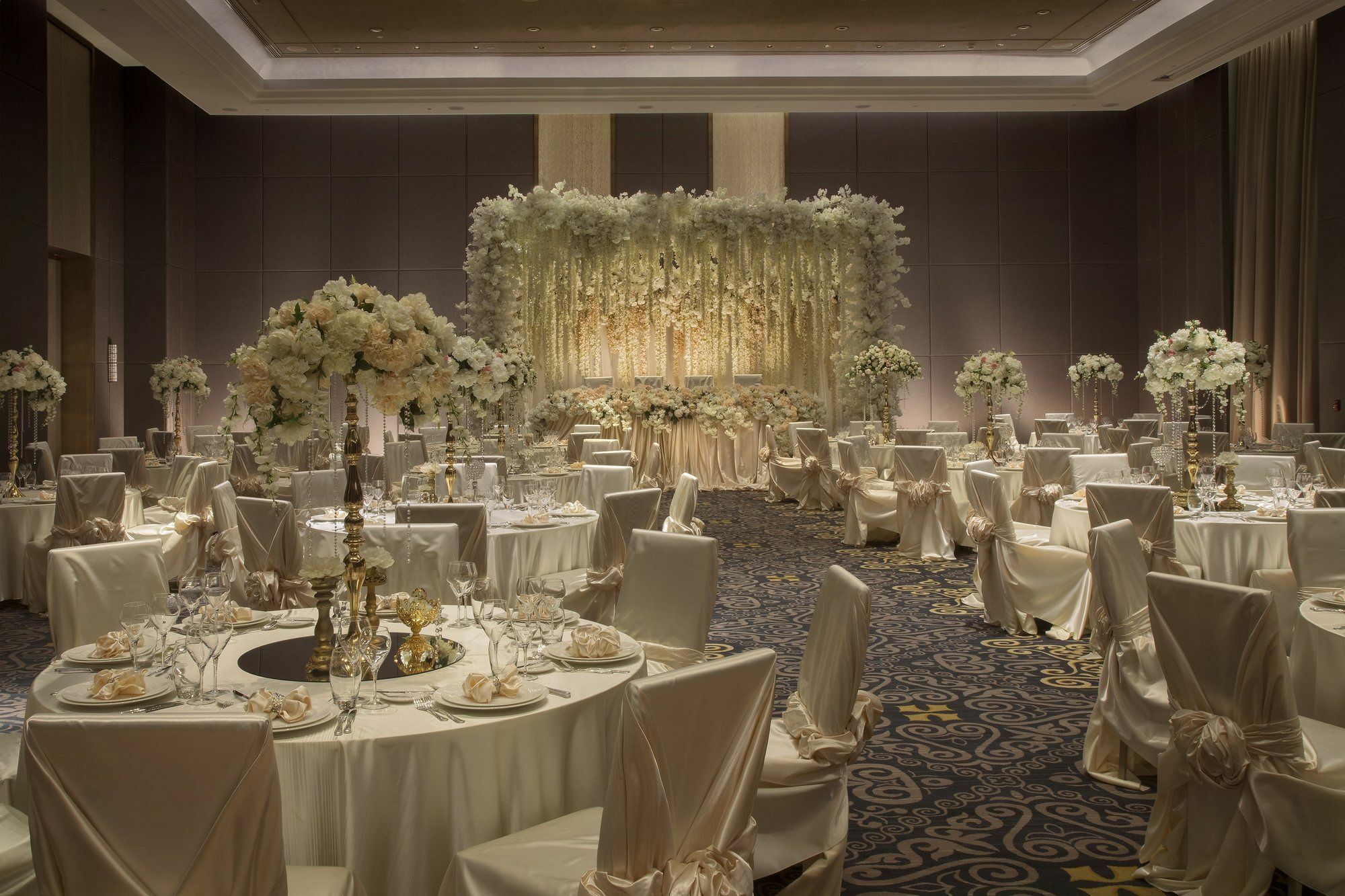 Hotel The St. Regis Astana Exteriér fotografie Wedding reception at The Westin, Singapore